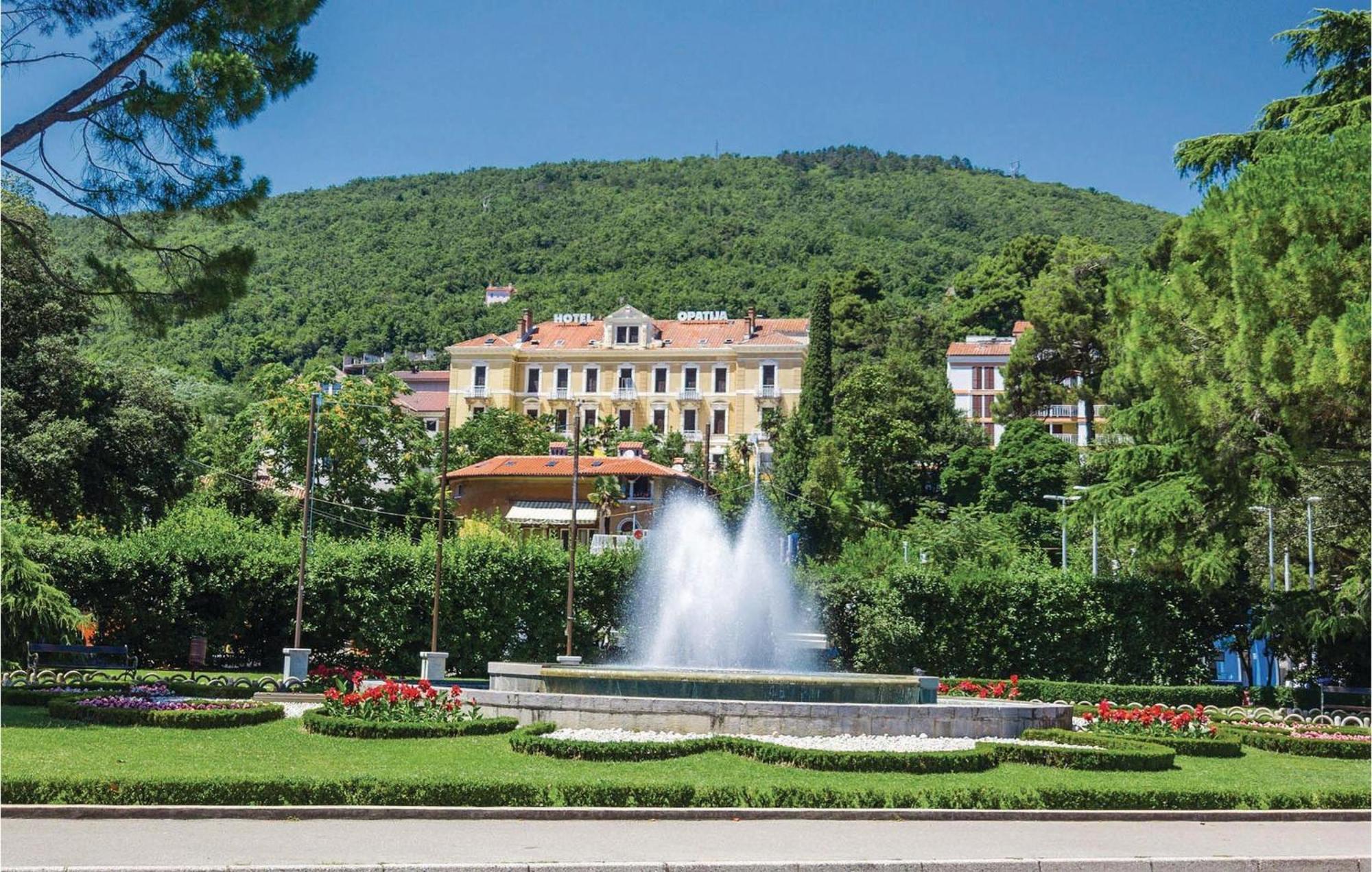 Incanto Apartment *
